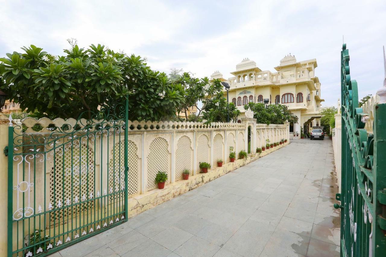 Hotel Jaisingh Garh By Innovating Hospitality Udaipur Exterior foto