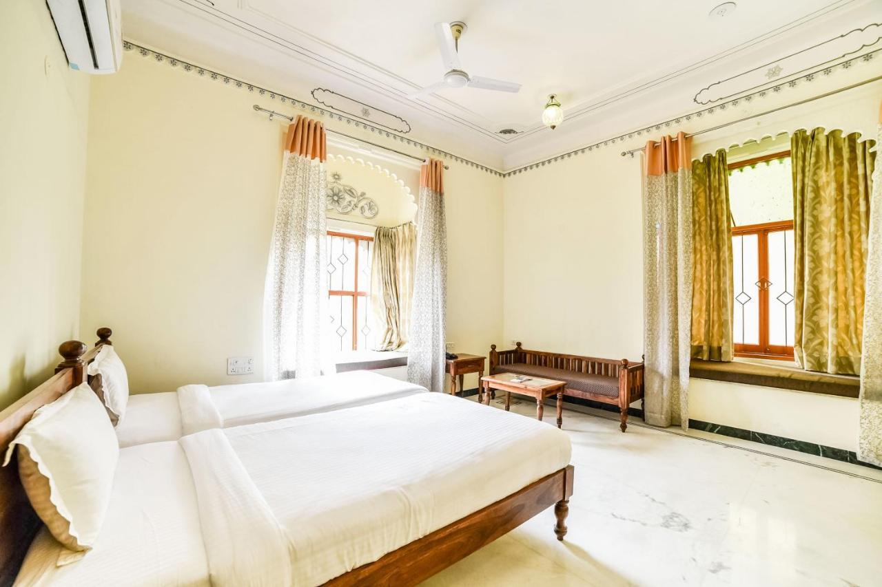 Hotel Jaisingh Garh By Innovating Hospitality Udaipur Exterior foto